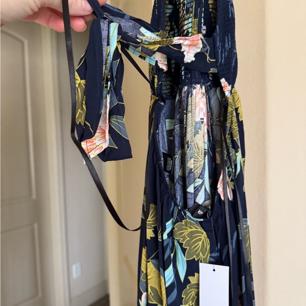 NWT Floral Maxi Dress with High Slit - Picture 6 of 6